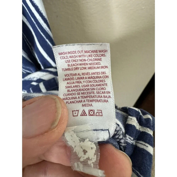 Faded Glory Women's Blue Short Sleeve Blouse, short sleeve blouse, blue blouse - Picture 5 of 8